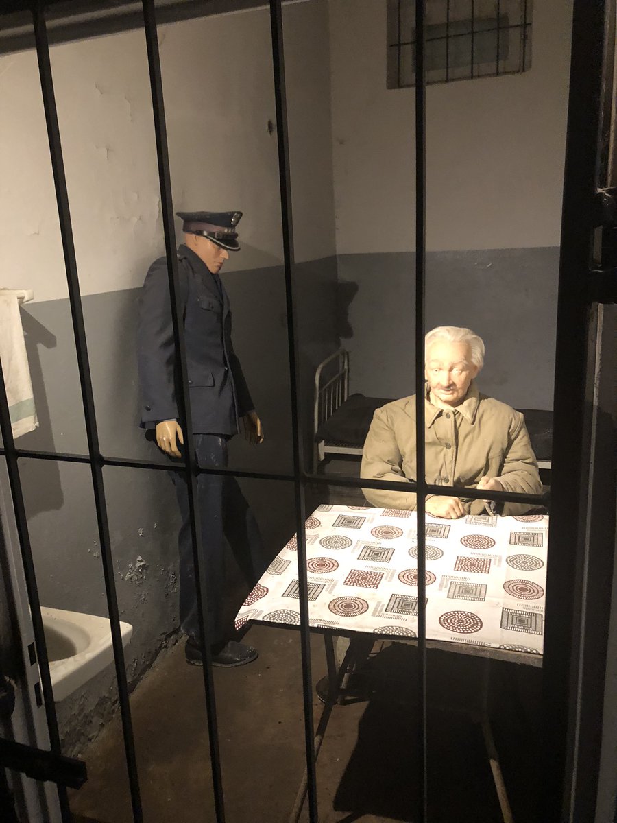 Gerechte Strafe für NS-Verbrecher Gauleiter Erich Koch 7/9