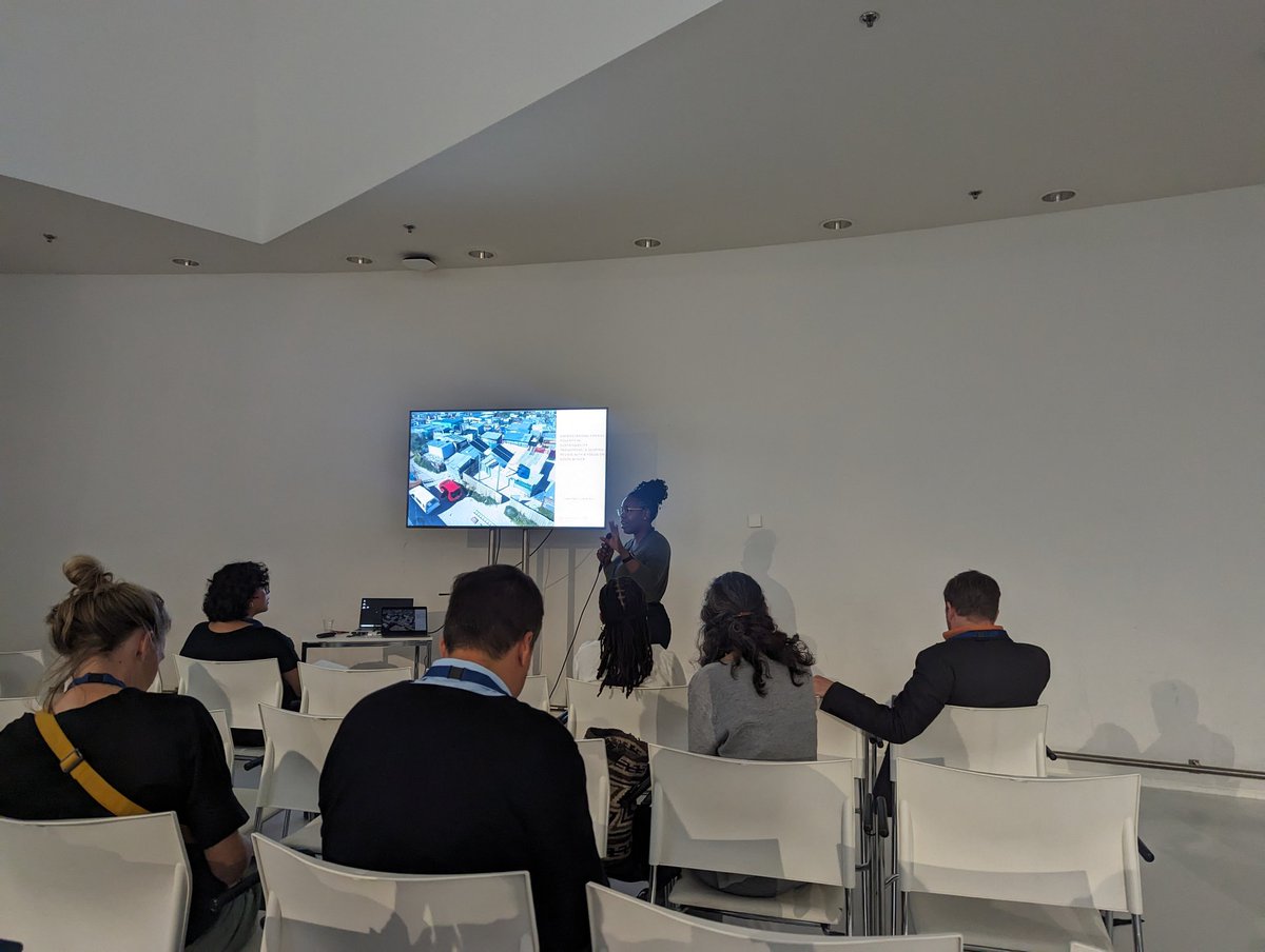 "How is energy poverty understood in South Africa?" Thandeka Tshabalala enquires. Thandeka shares some work from her PhD, on understanding energy poverty in sustainability transitions #IST2023 <a href="/STRN_Network/">STRN</a>