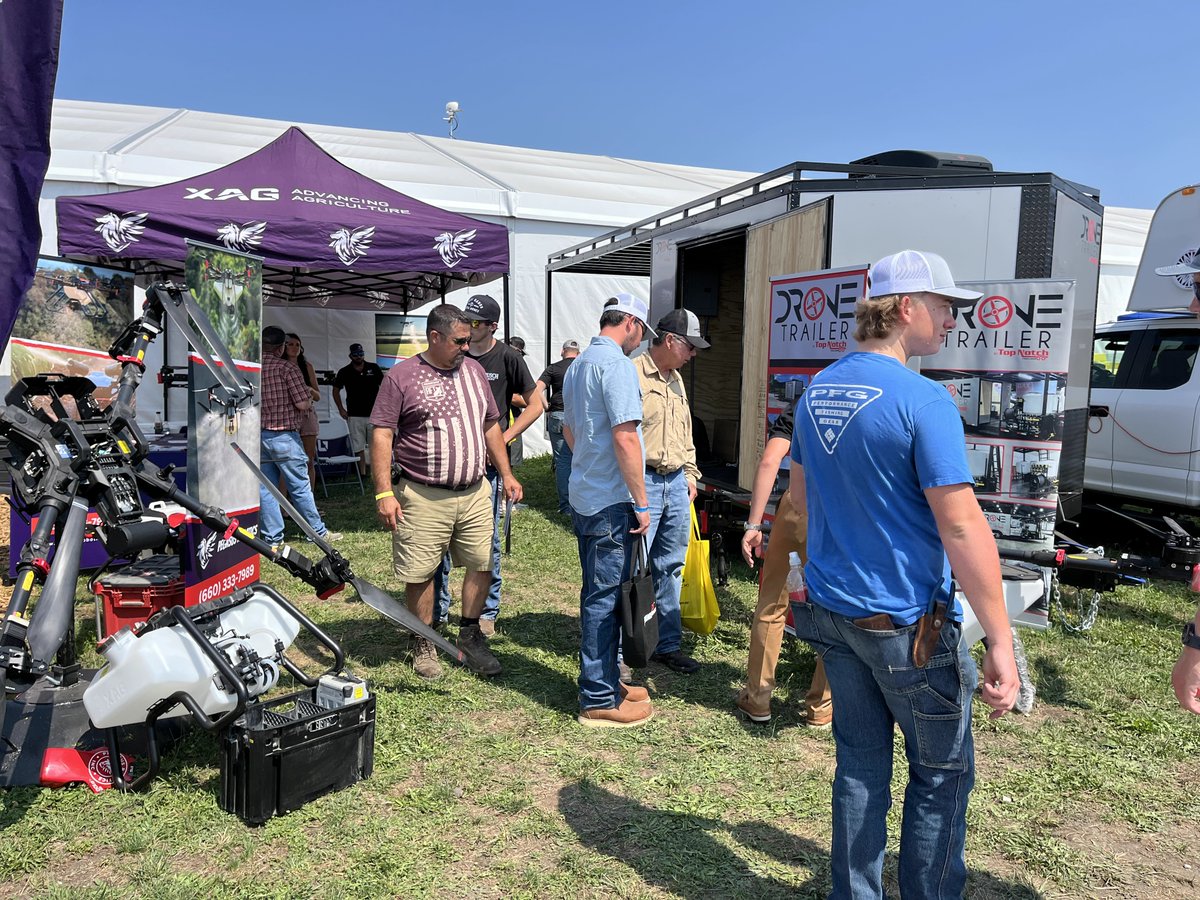 Pegasus_Robotic's tweet photo. Day 1: 250 Flights over 0.3 ac / 80 acres in total - Pegasus Robotics is going for a world record at @FPShow Come see the XAG P100 Pro in full demo mode this week! Booth 442 & UAV Demo Area 2
#FPS23 #XAG #P100Pro https://t.co/8FreQYj9Jo