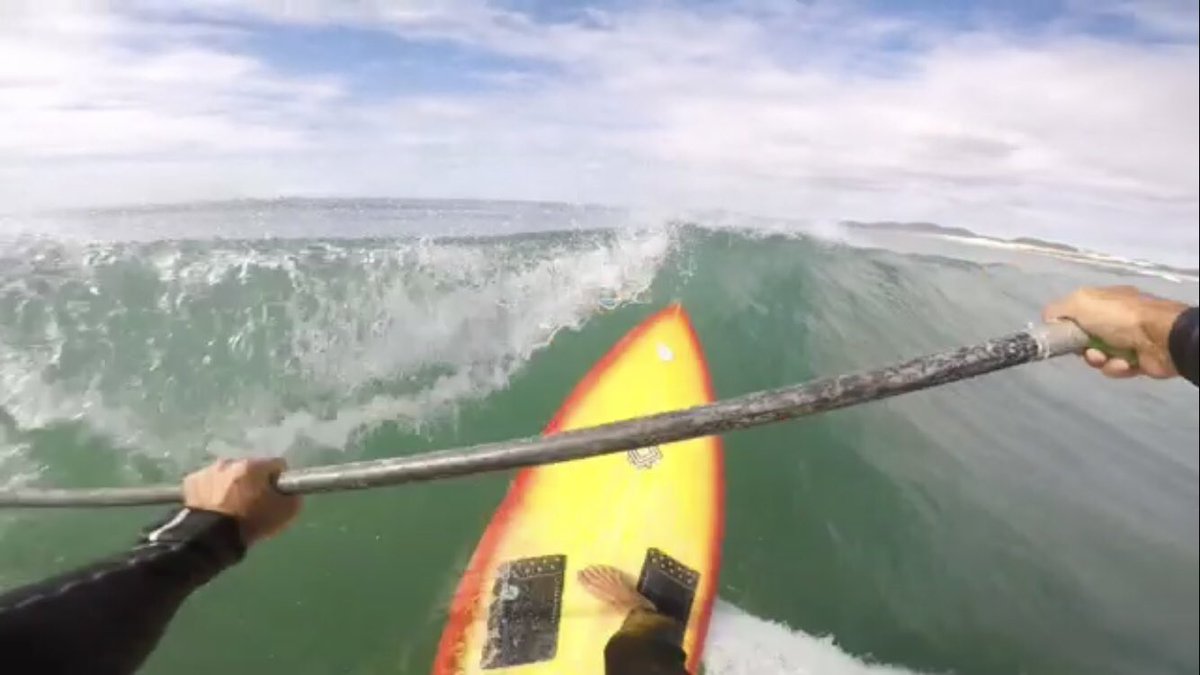 ibirabali's tweet image. batida reta 🤙 #frontside
entrando por baixo do Lip 🌊
ontem tava bacana 😎
#SUP #surf 🏄