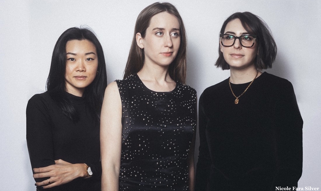 This week’s NYC Scene Report features @pati0band announcing a new Collection, Lilts (@laurawolfmusic & @WildPinkNYC) finding themselves on “Dodge Street,” and Slyboots getting “Blindsided.” tinyurl.com/NYCRprtAug30 #music #nyc