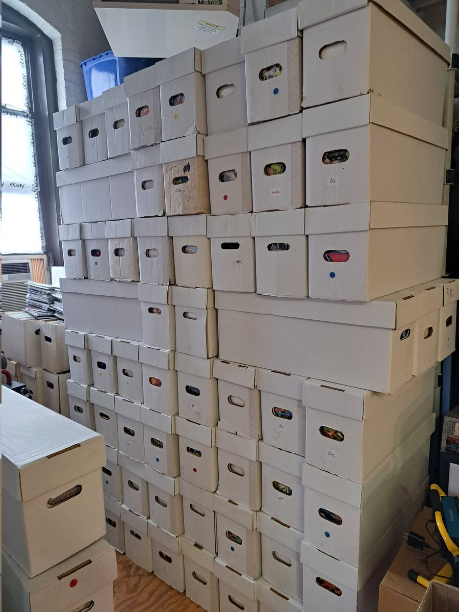 ComicsStatues's tweet image. Just picked up a few dozen boxes of comics from a friend. These are going to stick around a little bit as we'll be prepping for Baltimore and NYCC going forward.

#comics #comicbooks #comicboxes #comiccollection #buyingcomics #marvelcomics #dccomics