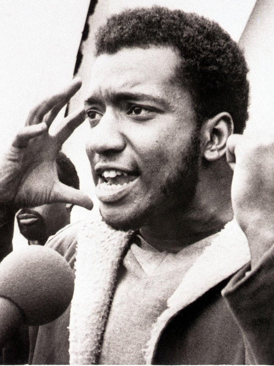 ninaturner's tweet photo. Today is Fred Hampton’s 75th birthday.

He should still be with us today.

Happy heavenly birthday 🕊 https://t.co/IFxU1uMLIu