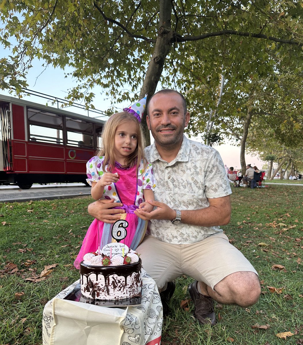 sedatkurt24's tweet image. İyi doğdun ömrümün bereketi #meryem ❤️

#6yaş #i̇yi̇ki̇ #varsın #nefesim 🙏🏻 @ssemakurt #ordu #sahil