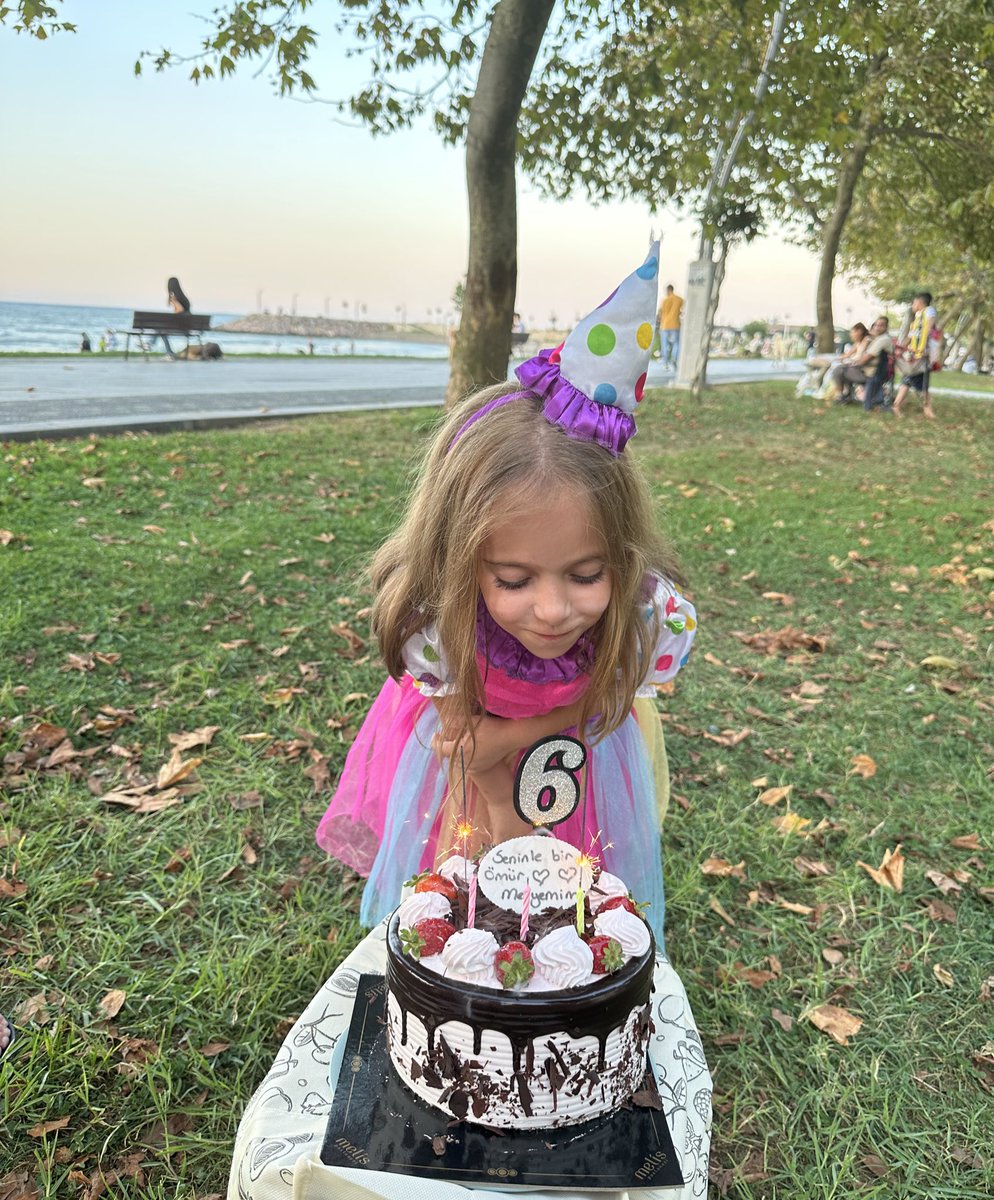 sedatkurt24's tweet image. İyi doğdun ömrümün bereketi #meryem ❤️

#6yaş #i̇yi̇ki̇ #varsın #nefesim 🙏🏻 @ssemakurt #ordu #sahil