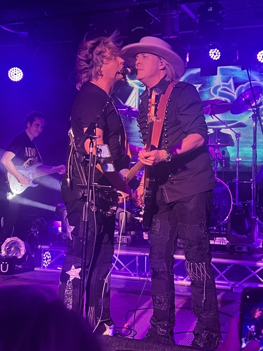 Find us at a venue near you this September 👀 Check out the link to grab your tickets today! 🎟️ brnw.ch/21wC8eQ 

#nelson #thebandnelson #rickynelson