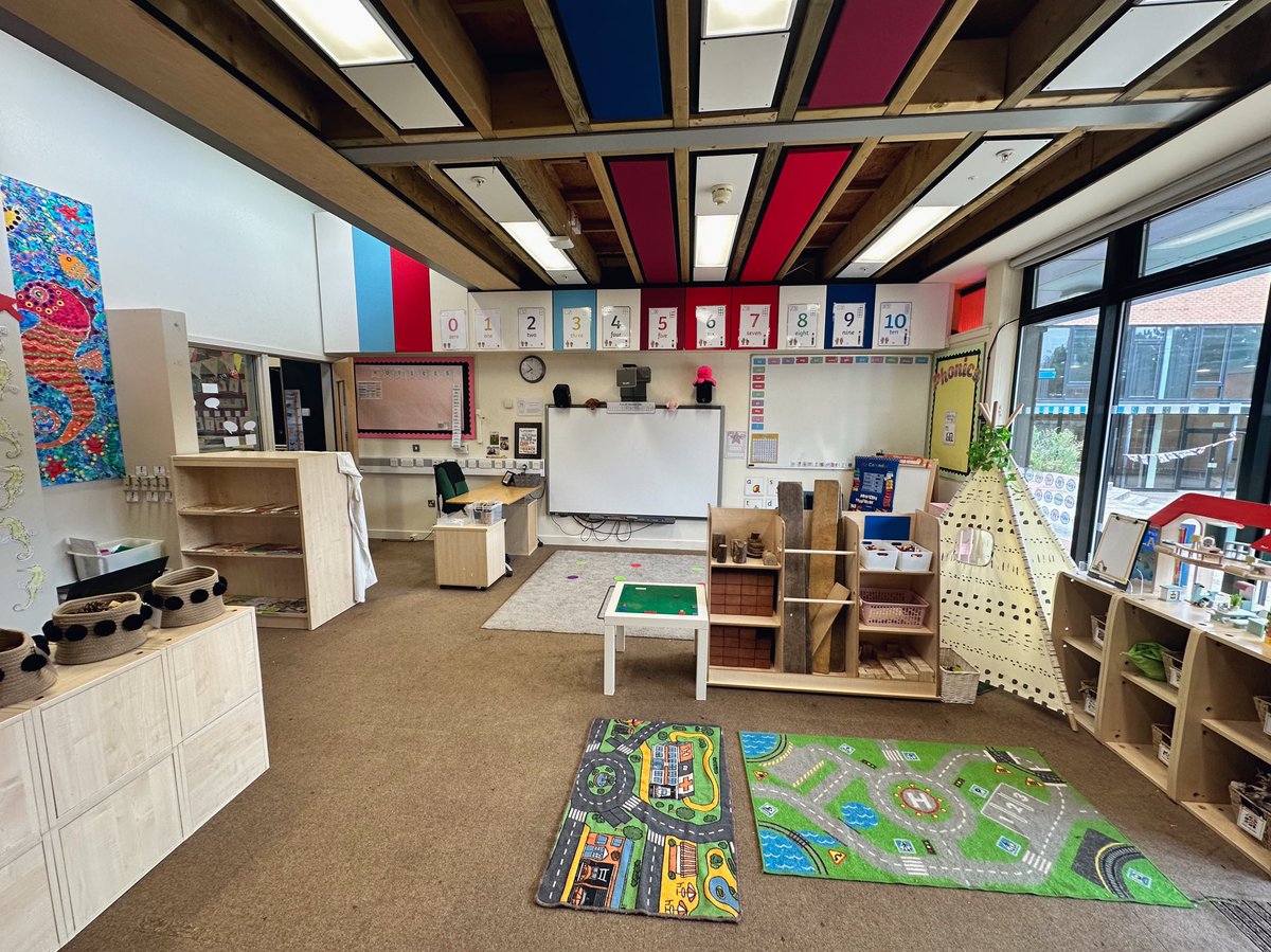 My new classroom as ready as it can be before the children return on Monday! INSET tomorrow &amp; Friday… bring it on!👩🏻‍🏫

#ECT2 #newschool #teachersoftwitter