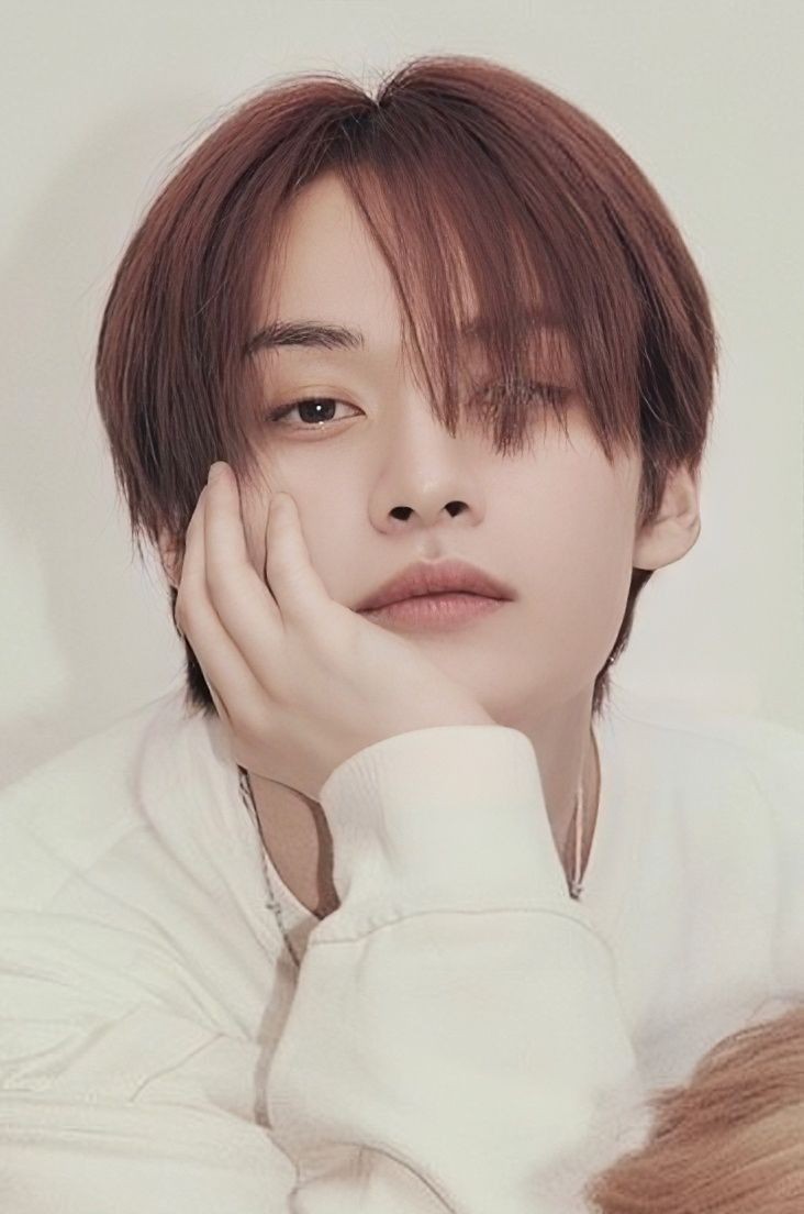 multijus_'s tweet photo. #minsung!ау, где Ли Минхо актёр с идеальной репутацией и множеством успешных проектов за спиной. Ему всего 24, но он уже знаменитость высшей лиги. А Джисон скандальный репер, который не следит за языком и своими действиями. И именно он может испортить всю жизнь Ли https://t.co/LbaCYn2jn9