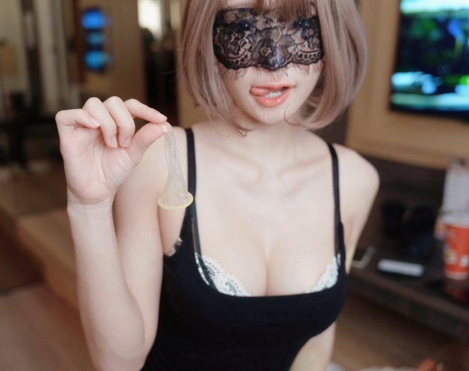 大家看完怎麼還沒把套套射滿ღ'ᵕ'ღ https://t.co/t8UJ5je945