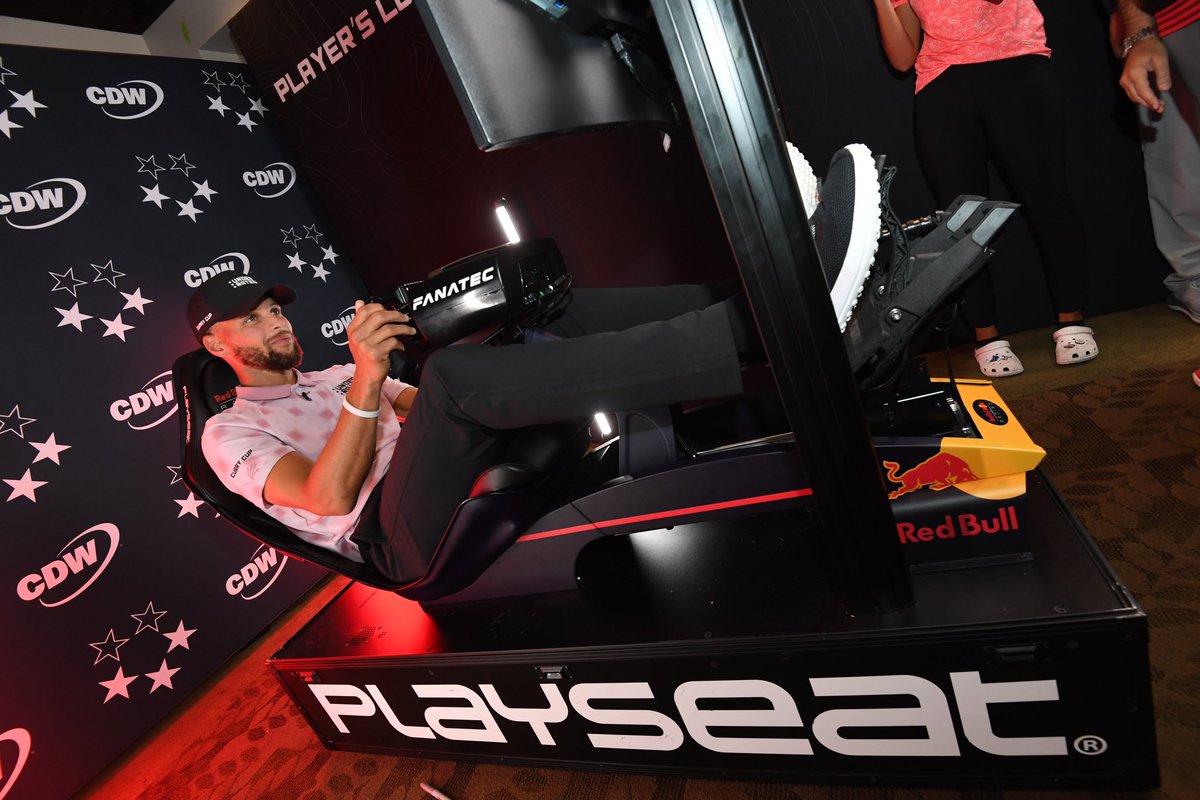 StephenCurry30's tweet photo. Had a blast in the Player’s Lounge at the @UnderratedGolf #CurryCup Championship. Big thanks to @CDWCorp and @HP for their partnership to make this happen. 🙌🏽 #UGTour #StayUnderrated https://t.co/yULnzob1Ai