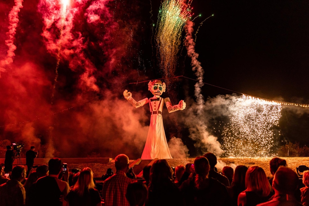 NMMagazine's tweet photo. Old Man Gloom is back—time to set your worries on fire. https://t.co/JiVcZs5Csb https://t.co/yfE7vT4UiL