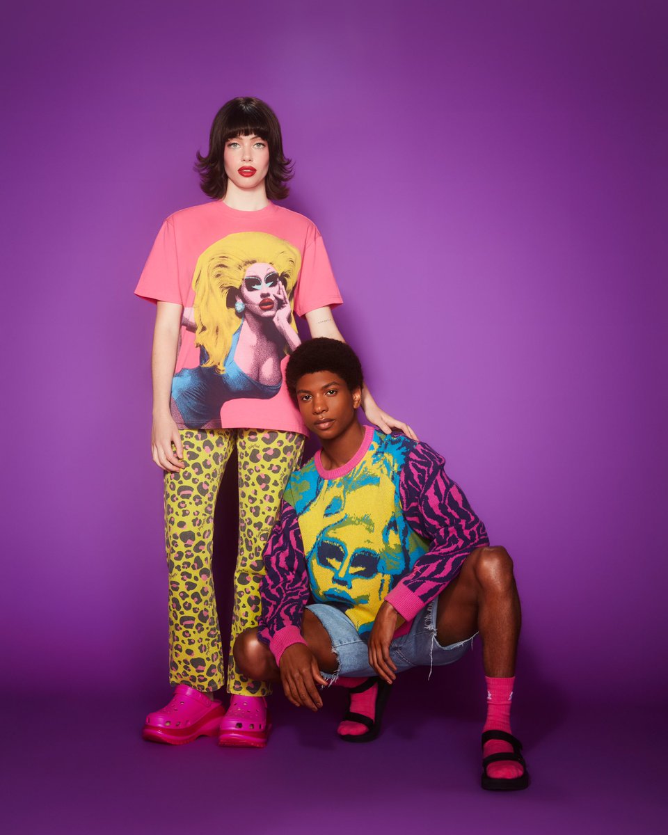 teddyfresh's tweet photo. me, you, and Trixie https://t.co/fnvTTLkzDf