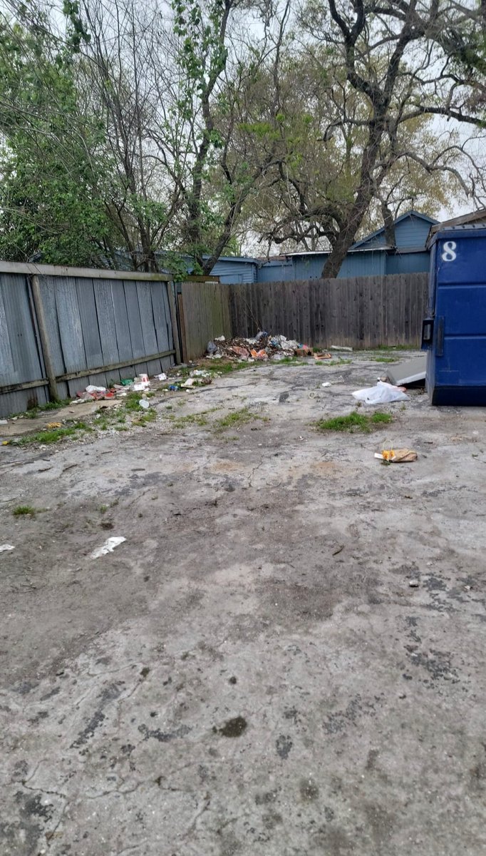 alex7596's tweet photo. https://t.co/xEBmbaal12
Property Managers looking to reclaim your space?
We can assist with that....
#vargasdumpsterservices #yarddebrisremoval #letushelpyou #junkremovalservice #cleanouts #recycleunwantedappliances
#haulitoff #construction #homeimprovement https://t.co/2NXuLv57UP