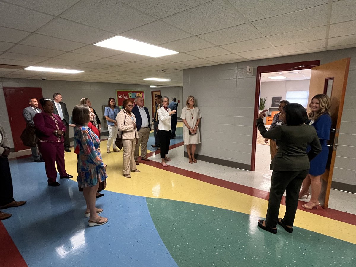 Trisha Powell Crain tweet media