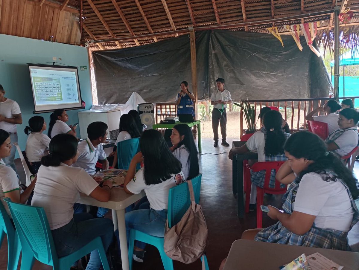 AUNAPColombia's tweet photo. #ConLosJóvenes | Participamos #enequipo con @ICACOLOMBIA y
@AgenciaTierras en la construcción de insumos para la creación de la Política Pública de Juventudes Rurales en #Guainía.
Estamos comprometidos con #VolverAlCampo
#ColombiaPotenciaMundialDeLaVida https://t.co/BQPg8eMcze