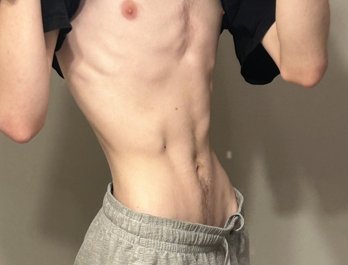 anor_ella's tweet image. tw / bc
~140, 20.7 (2021) majorly sucking in vs 107.1, 15.8 flexing (now)