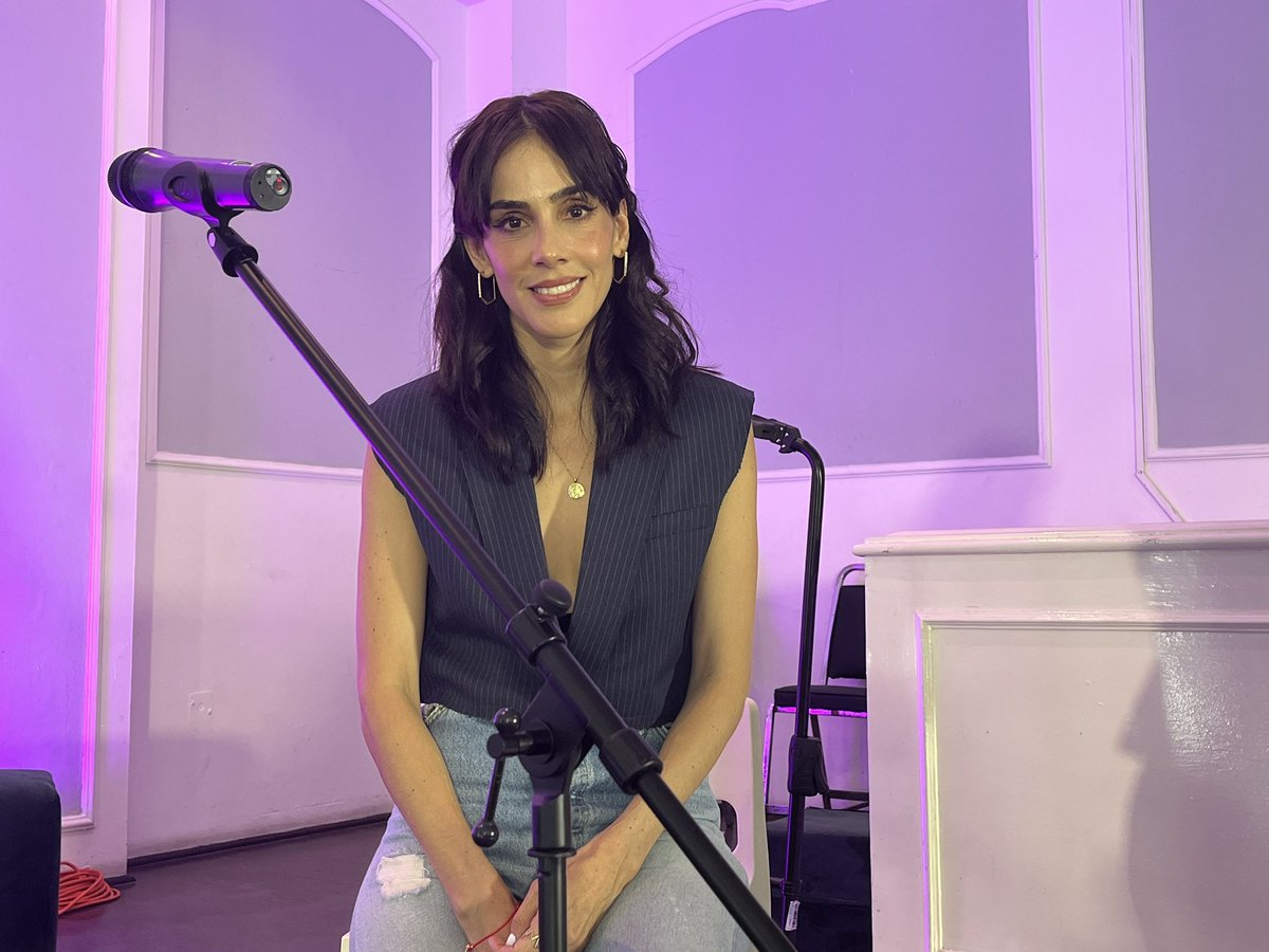 MVS102_5's tweet photo. ❤️Ya está con nosotros nuestra siguiente invitada especial, la actriz y cantante @sandraecheverr✨

📻@ingridtamaramvs por MVS 102.5 https://t.co/KjzrxwnmrJ
