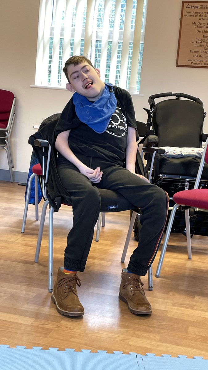 karenmac10's tweet photo. Apologies for the lack of updates for @alexmac06 this week…I hate to admit it but after 2 weeks of stress/worry/even less sleep than usual-I’m struggling a bit🤦🏻♀️#FeelShocking😩
BUT, my boy is doing really well & had a gentle session with @ConductorNeuro this morning #OnTheMend💪 https://t.co/GnEwgBPizm