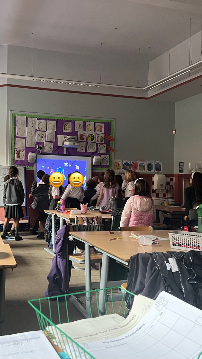 MrsDHealy's tweet photo. Having a break brain before our science predictions 💃🏽🥼 https://t.co/4QVhfIkfZa
