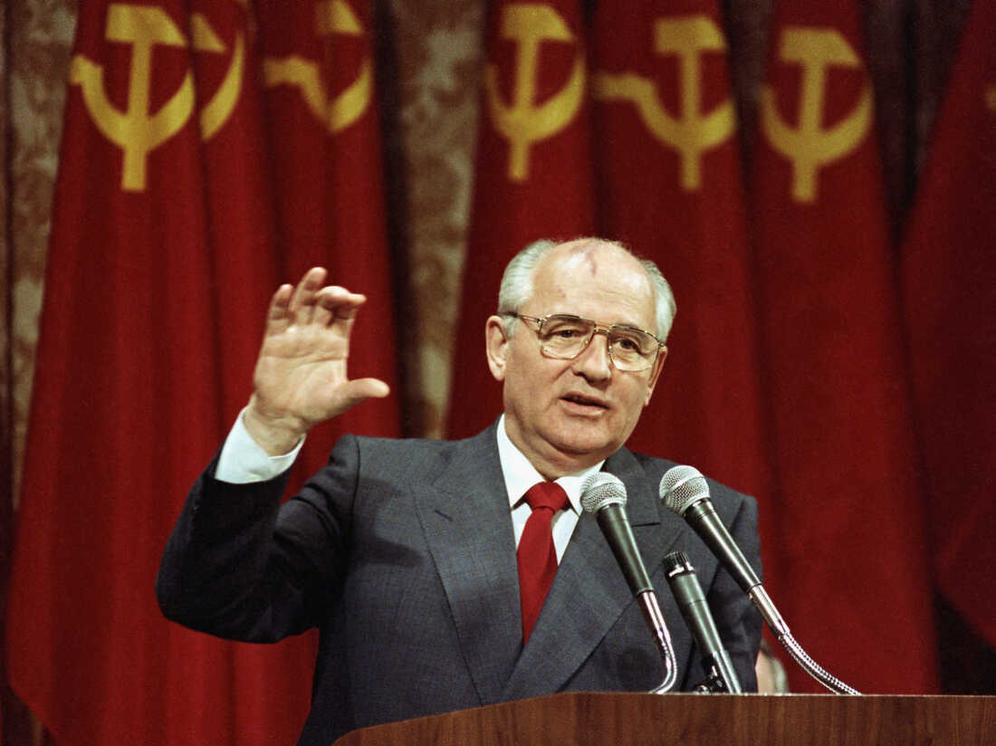 deathbyhibachi's tweet image. The former President of the #SovietUnion, #MikhailGorbachev died #onthisday just last year. #politics #communism #Russia #Moscow #history #Gorbachev #trivia #NobelPeacePrize