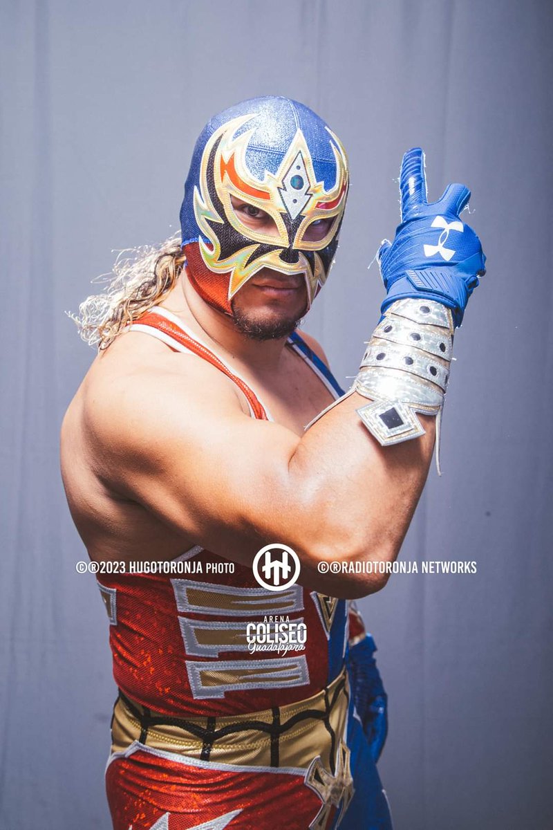 radiotoronja's tweet photo. Metalik
#wrestler #wrestling #LuchaLibre #luchalibremexicana #photography #photo #canon #canonmexicana #arenacoliseodeguadalajara #metalik #mascaradorada https://t.co/dg1qof4kNd