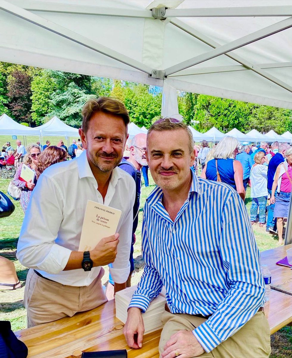 Tres belle édition 2023 de “La Forêt des Livres/Les écrivains chez Gonzague Saint Bris” à Chanceaux-près-Loches, en Touraine ! #culture #livre #ecrivains #touraine