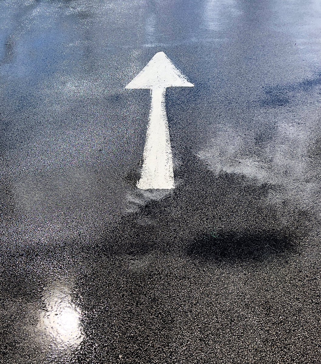 indacocreations's tweet photo. The Only Way is Up
#Symbol #Arrow #RoadMarking #Marking #Asphalt #TheWayForward #Road #RoadSurface #rawphotography #Shotoniphone https://t.co/X4sAUO0bMl