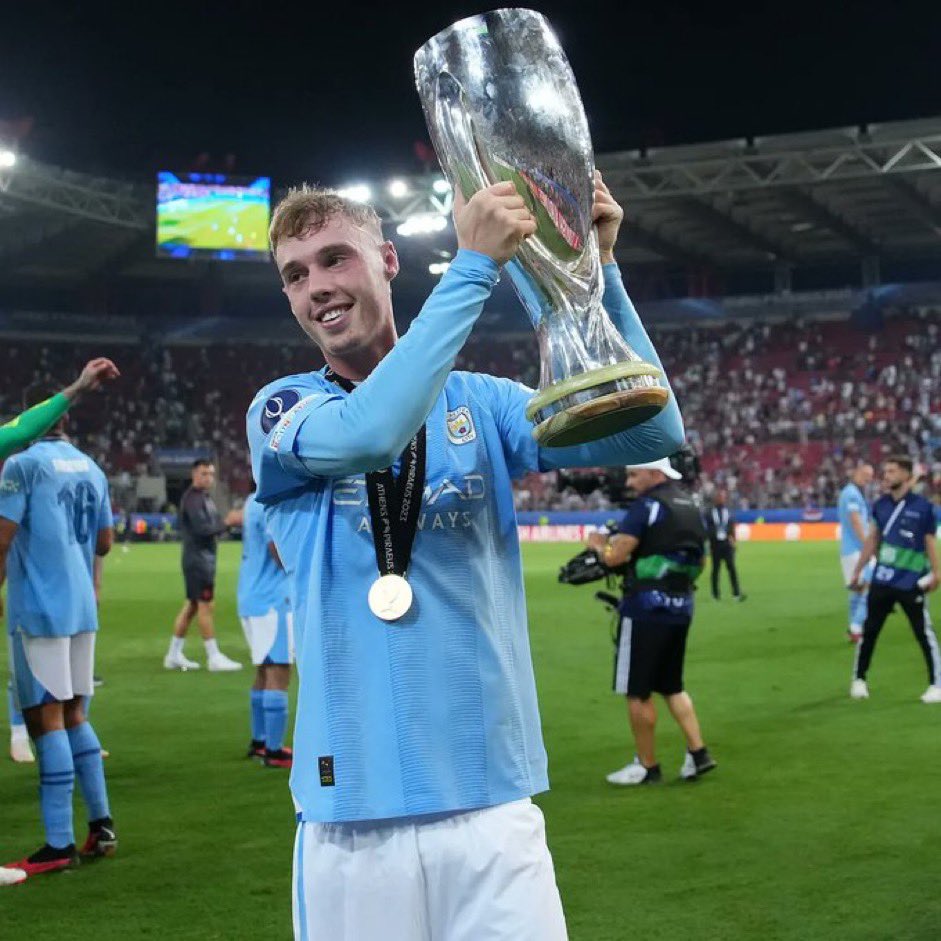 🚨 Cole Palmer was presented by Chelsea a plan on how he would fit in the side. 🔵 #CFC

He will perform at RW and 10. He will play a vital role for the club. No doubts on either side. It’s happening 

📲 instagram.com/thesecretscout1