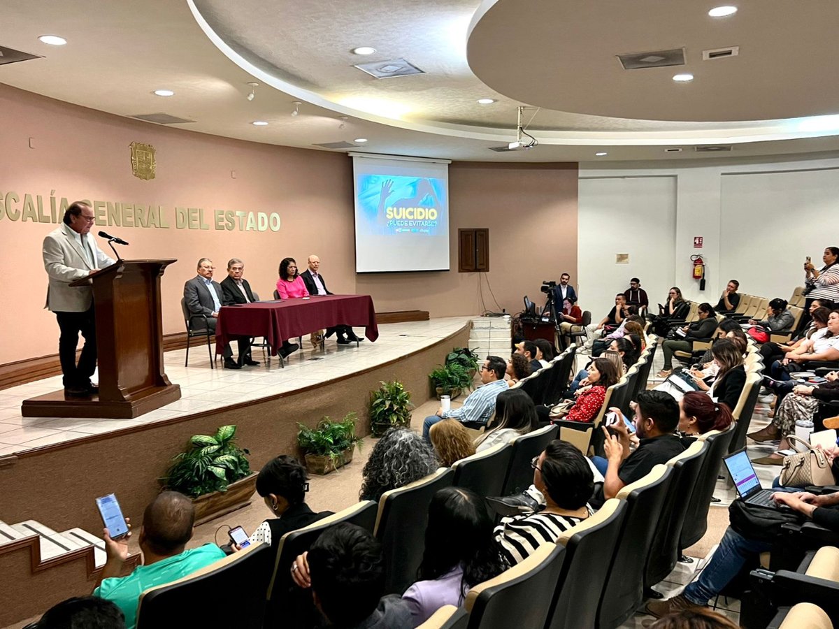 En colaboración con la <a href="/FISCALIACOAH/">FISCALIA COAHUILA</a>, la <a href="/UAdeC/">@UAdeC</a>  y las alcaldías, arrancó el curso de Salud Mental y Prevención del Suicidio para Medios de Comunicación, para que a través de nuestros líderes de opinión se informe correctamente sobre esta problemática de salud pública.