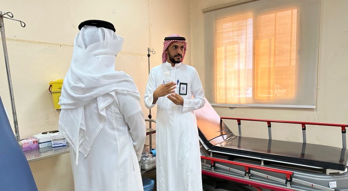 مدير صحة القنفذة ، يقف ميدانياً على الخدمات الصحية بمركز صحي ثلوث عمارة لمتابعة سير العمل والخدمات الصحية المقدمة