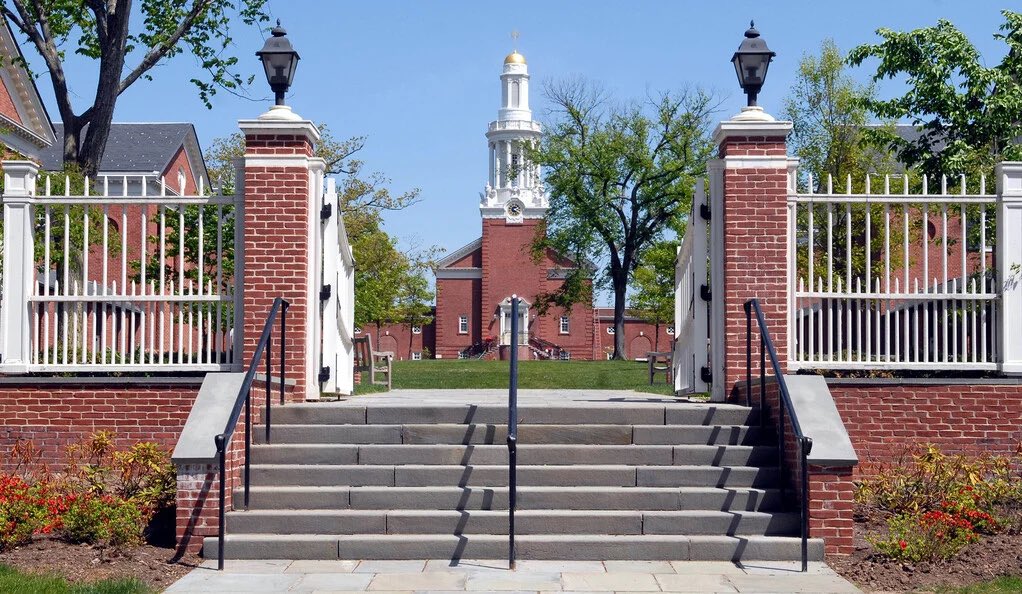 First day of teaching at Yale Divinity School.  Grad seminar titled, “Models &amp; Methods of College &amp; University Chaplaincy.”  
Nervous but excited.  Bismillah!