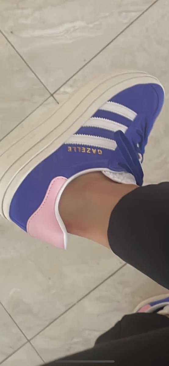 _ainhoarroche_'s tweet photo. De que color veis estas zapatillas???
RT:AZULES
FAV: MORADO https://t.co/ODQcZVMiY4