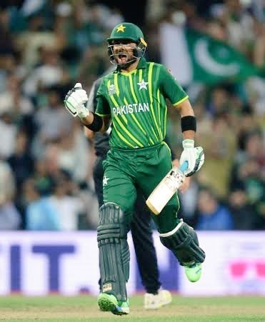 ItsCricketArmy's tweet photo. Unstoppable Iftikhar Ahmed brings his Maiden Century 💯 

What a knock by Iftikhar ❤️

#Iftikhar #Chachu #BabarAzam #AsiaCup23 #PAKvNEP https://t.co/ExVv2L68ed