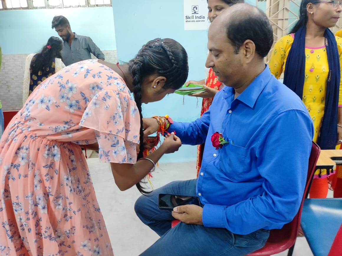 MNGAcademyNSDC's tweet image. #MNGAcademy celebrated Raksha Bandhan today #rakshabandhanspecial #students #unity #sucess