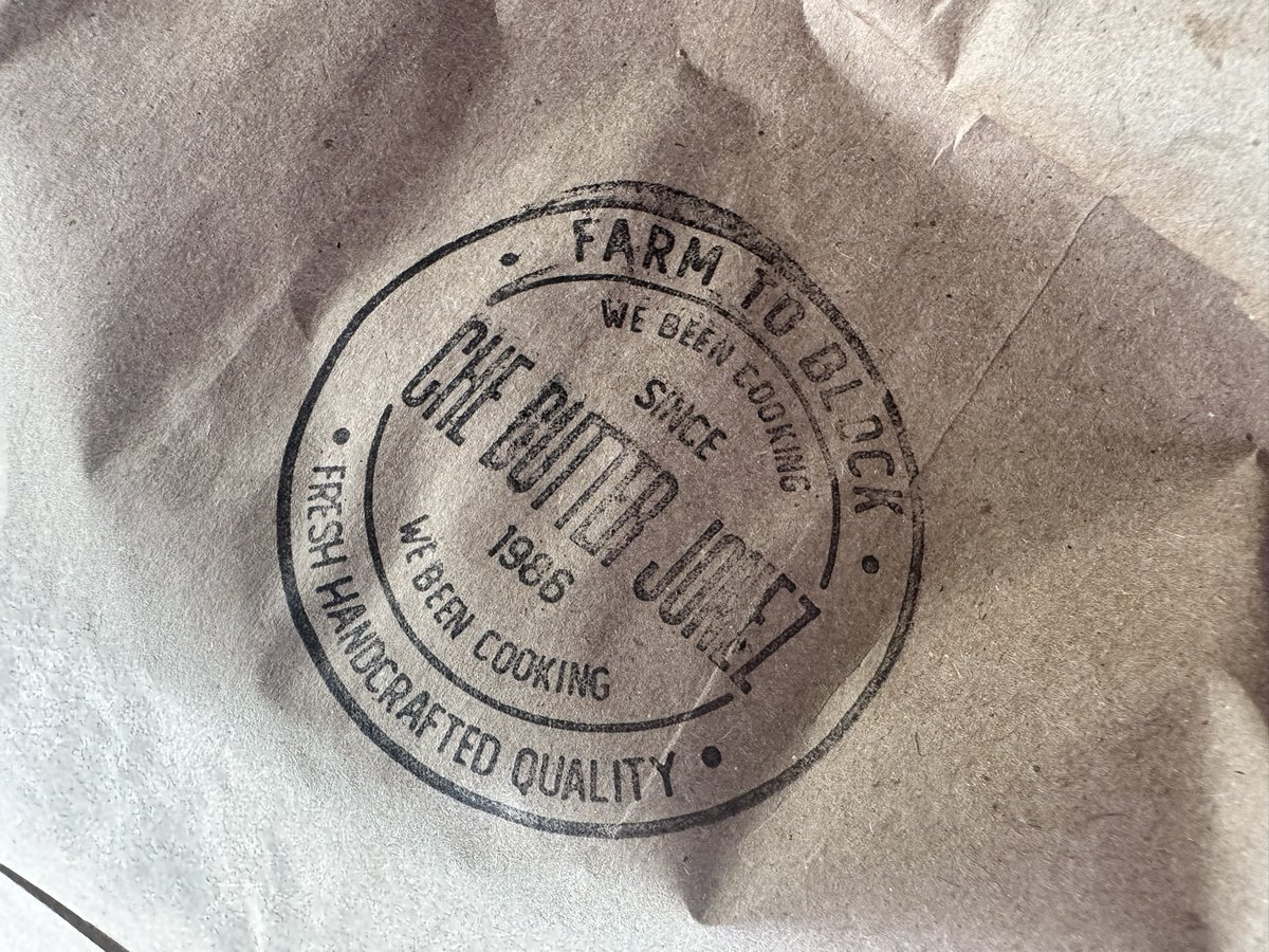 Best breffus sammich in the city. Some of the best food in the city, period. True “mom and pop”. Go support quality black biz <a href="/chebutterjonez/">CHE JONEZ</a> ✊🏾