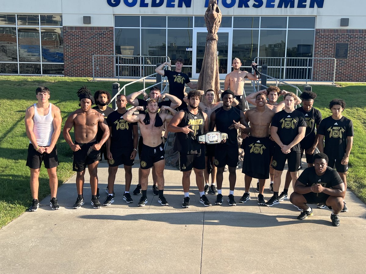E.A.T. Champs for 8/28

#ROW #MadeOnTheBanks

<a href="/chase_faber/">Chase Faber</a> | @chris_joness_ | <a href="/ChristiJons15/">Christian Jones</a>