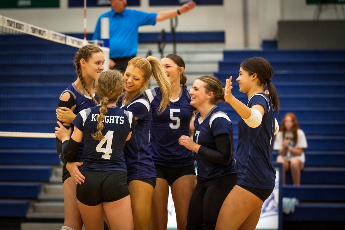 Elle Davis tweet media