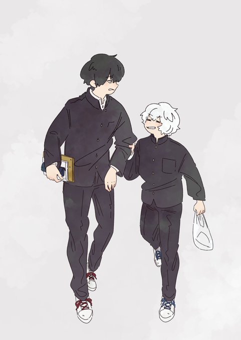 なんかちっちゃくて白い子に絡まれてる三輪三輪くんはいい子なので困ってたら親切にしてくれると思ってる 