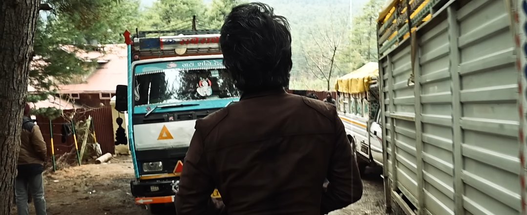 VijayFansTrends's tweet photo. #Varisu Hunted Opponents was just a teaser 😂🔥

#Leo Hunting all the Existing records will be the Main picture. 🧨

Are you guys excited for the main picture?

#LeoRoarsIn50DAYS https://t.co/wRcry6WsZg