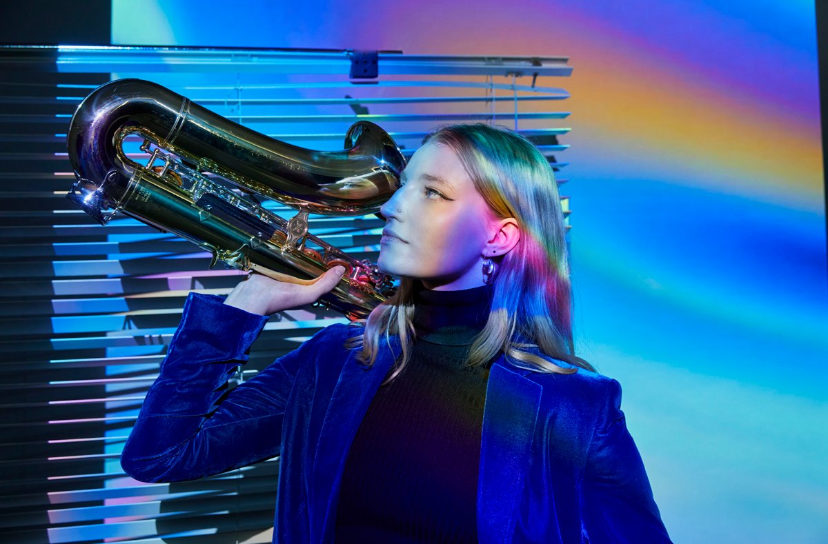 Last week, saxophonist Emma Rawicz unveiled her latest creation, the enchanting album titled “Chroma,” marking her debut under the prestigious German label ACT Records. Steven James takes an in-depth look at the album. You can read it here: bit.ly/3Pe0fHz