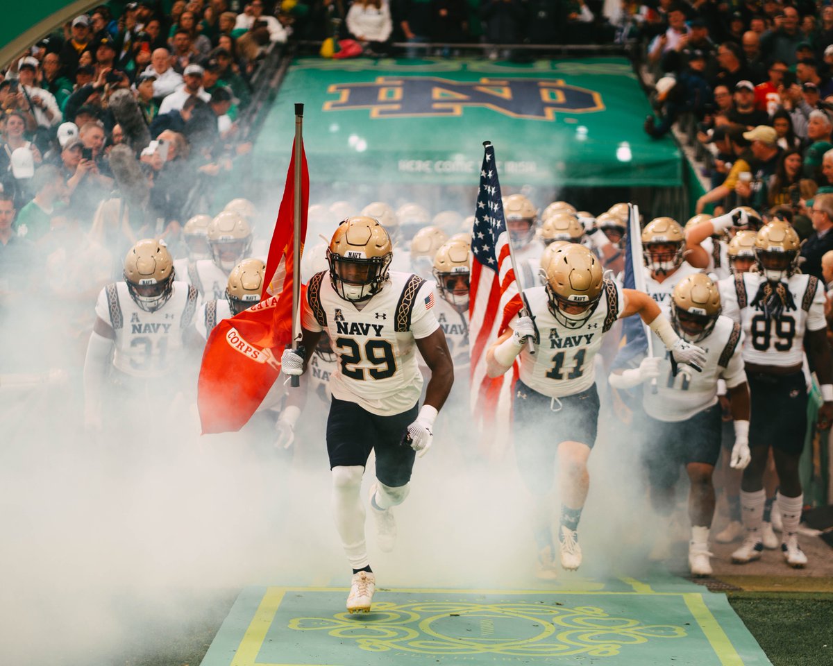 NavyFBrecruit's tweet photo. Great time to get better! 

#GoNavy | #Soar24 | #LetsFly25 https://t.co/97Oqn0vIiP