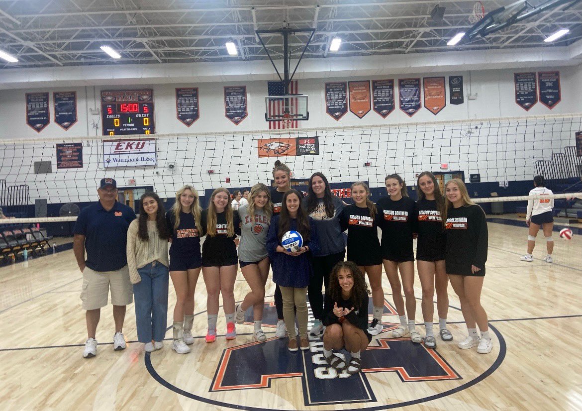 Yesterday our Volleyball team gifted newly head coach Kacie Warrington with a special volleyball with all of the players signatures on it for her first ever coaching career victory!