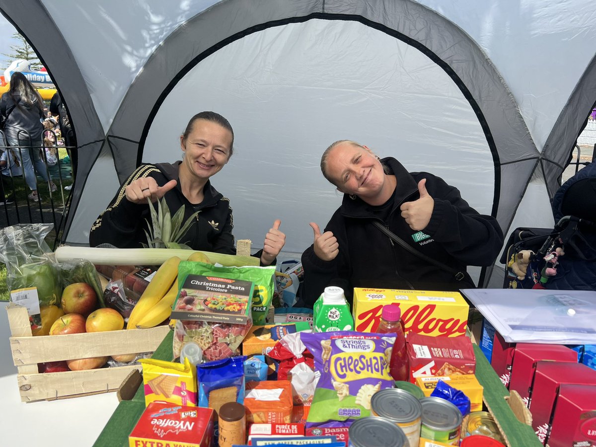 We are down at the <a href="/BushburyHillEMB/">Bushbury Hill EMB</a> Fun Day on Dickinson Avenue offering memberships for our #CommunityShop , along with a raffle for an amazing hamper - pop and see us 🤩🤩🤩<a href="/WolvesCouncil/">Wolves Council</a> <a href="/LocalTrust/">Local Trust</a> <a href="/biglocalSBH/">SBH Big Local</a> <a href="/wv10consortium/">WV10 Consortium</a>