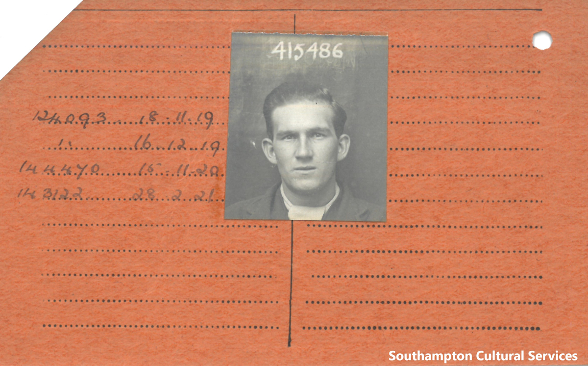 SotonStories's tweet photo. If you had an ancestor in the Merchant Navy during the years 1918-1941, email City.Archives@southampton.gov.uk to find their record, like this one for Zephaniah Dack, a trimmer born in #Southampton in 1895 #ArchiveSecrets #MerchantNavyDay https://t.co/oVWQHy4pda