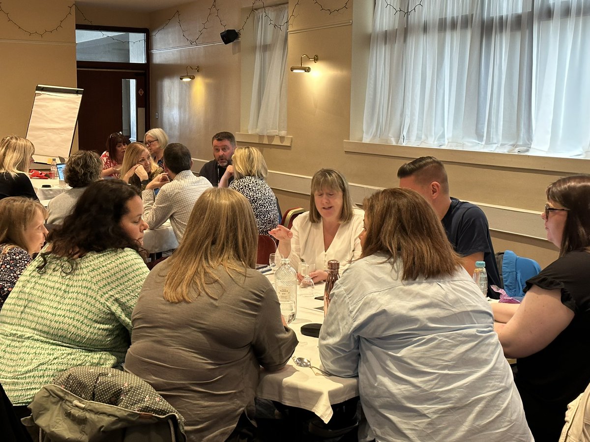 Anna Morrison tweet media