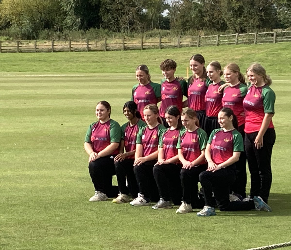 NorthernStars22's tweet photo. ⭐️u19s⭐️
ECB National Finals 

We play Bishop Stortford CC in the 
🏆FINAL🏆

Start delayed to allow the pitch to dry

Bishop Stortford won the toss and elected to field first 

#starsareshining https://t.co/RSnYpNF2Ku