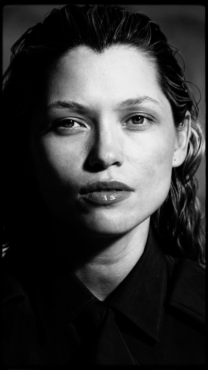 thefeelms's tweet photo. Hanna Jirickova for @harpersbazaarES https://t.co/hdBQaLvE57