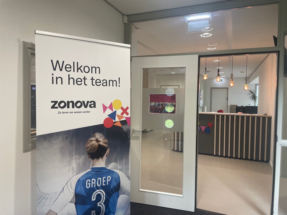 Vandaag mochten wij weer veel collega's verwelkomen op onze jaarlijkse kennismakingsdag. Een dag voor iedereen die dit jaar bij ons start of is gestart. Mooie gelegenheid om Zonova, Amsterdam Zuidoost én alle collega's (beter) te leren kennen!
#zonova #leerkracht #zuidoost