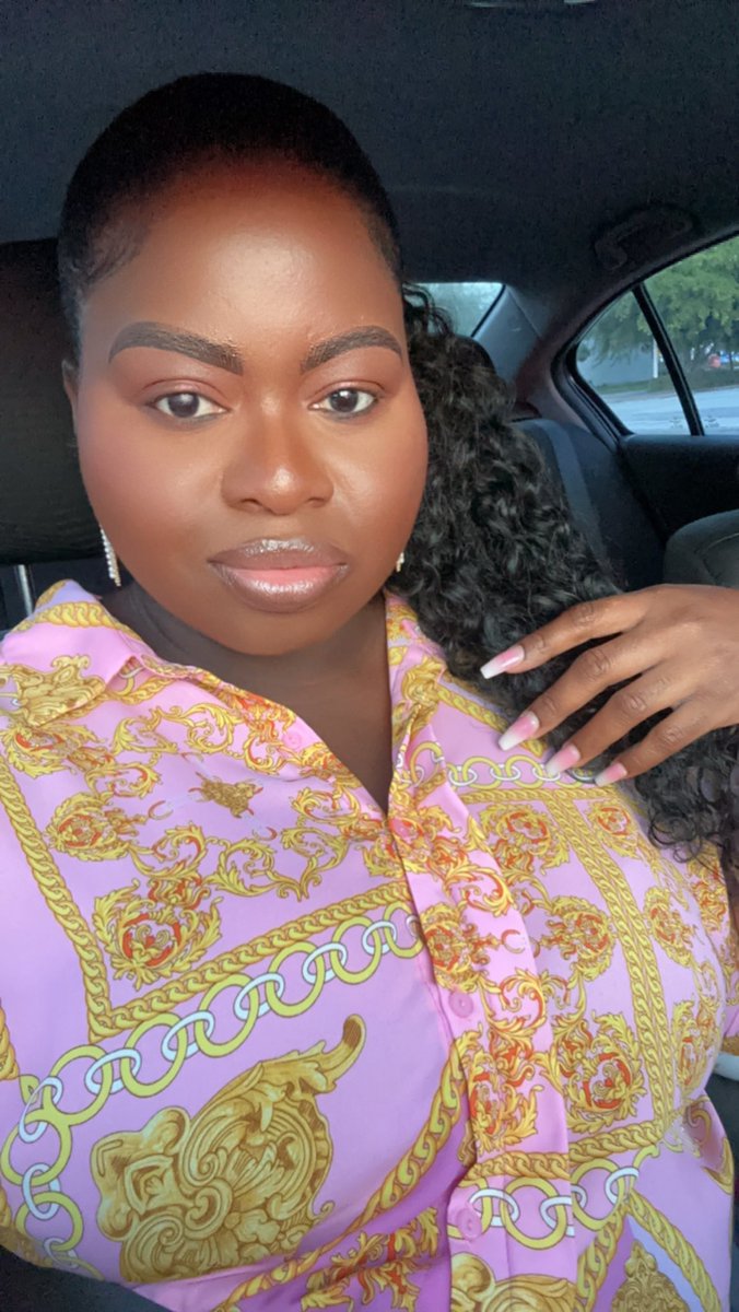 MissHumbleBee's tweet photo. It’s a queens birthday 🥳 ♍️ https://t.co/nC8BOGOydM