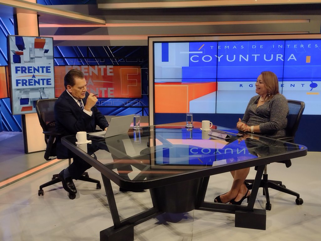 "Es un hito histórico, porque en 50 años de esta Asociación nunca había había un mujer presidenta". Dice la Dra. Carolina Morán, presidenta de la Asociación Iberoamericana de Derecho del Trabajo y la Seguridad Social, <a href="/AIDTSS/">AIDTSS</a> .